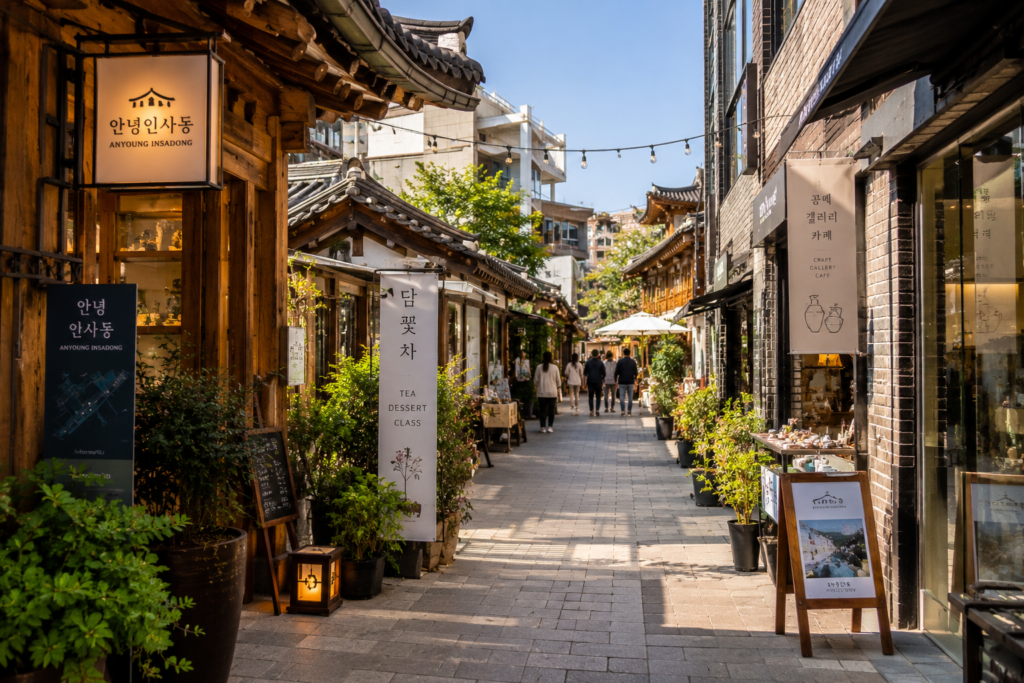 Anyoung Insadong cultural complex with cafes and shops in Seoul